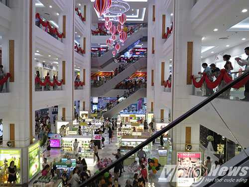 TTTm Vincom Lê Thánh Tông được cho là hiện đại nhất Hải Phòng (đến thời điểm hiện tại), với kiến trúc sang trọng, hiện đại và mô hình tất cả trong một