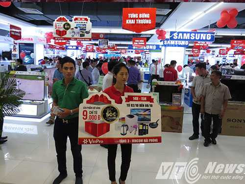 Trung tâm công nghệ điện máy VinPro gồm các sản phẩm công nghệ đa dạng và hiện đại nhất như: điện máy, điện lạnh, máy tính, điện thoại, gia dụng... 