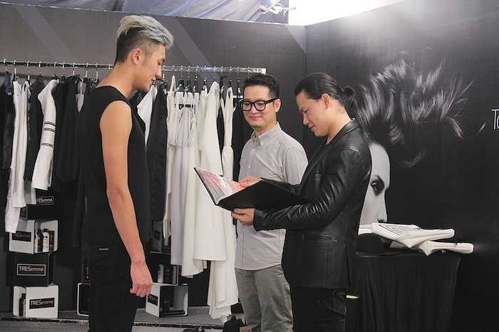 Thử thách lần này sẽ mang đến cho các người mẫu bài học quan trọng tiếp theo về việc giữ gìn hình ảnh khi xuất hiện trước công chúng khi trở thành những người mẫu chuyên nghiệp. Phong cách thời trang hằng ngày dạo phố của họ sẽ được báo giới và công chúng quan tâm. 