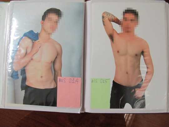 Khách sẽ được chọn nhân viên qua ảnh do tiếp tân đưa