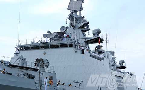 Chiến hạm, hộ vệ đa nhiệm tàng hình, Hải quân Ấn Độ, Đà Nẵng, sức mạnh, Tàu hộ vệ INS SAHYADRI