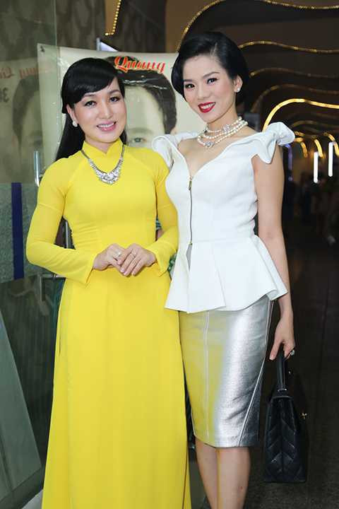 Lệ Quyên gần như đã không hề lên tiếng giải thích vụ việc này, thậm chí cô còn khóa cả trang cá nhân trên mạng <a href='https://vtcnews.vn/xa-hoi.2.0.html' >xã hội</a> để tránh những bình luận ném đá của cư dân mạng. 