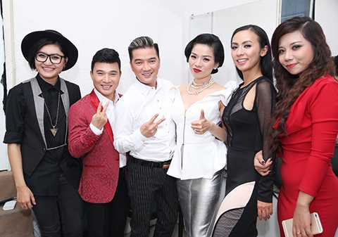 Nhưng khi nhận được tin vị nhạc sĩ tài hoa Tô Thanh Tùng đang khó khăn vượt qua bệnh tật, nữ ca sĩ đã không ngần ngại đóng góp công sức và nhiệt tình tham gia đêm nhạc đặc biệt này. Cùng đồng hành với cô trong hoạt động ý nghĩa này có sự góp mặt của ông hoàng nhạc Việt Đàm Vĩnh Hưng, Quang Linh và các học trò của Mr.Đàm trong chương trình The Voice 2015.