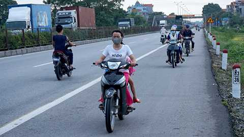 Nhiều lúc lượng xe đi ngược chiều nhiều hơn xe đi đúng luật