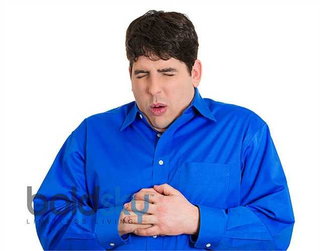 4. Nguyên nhân ợ nóng: Nếu bạn mặc quần lót chật bó sát eo, nó sẽ nén dạ dày của bạn. Điều đó có thể gây trào ngược axit trong thực quản. Ợ nóng là một kết quả của việc đó. 