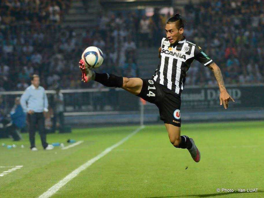 Ketkeo ngôi sao Lào