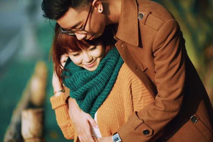 Bộ ảnh cưới ‘Nắng vàng trên cỏ xanh’ lãng mạn của cặp đôi Hà thành