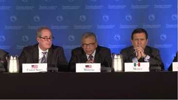 Các đại biểu trong buổi họp báo Các đại biểu trong buổi họp báo