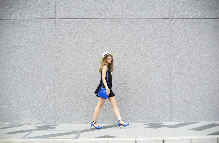 'Hot girl ngủ gật xinh như Tây Thi' biết 5 ngôn ngữ