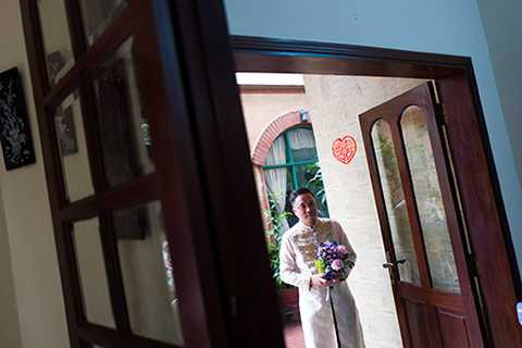 Cũng như Đinh Ngọc Diệp, Victor Vũ đã rất hồi hộp và vô cùng hạnh phúc trong thời khắc đợi chờ được gặp giai nhân. 