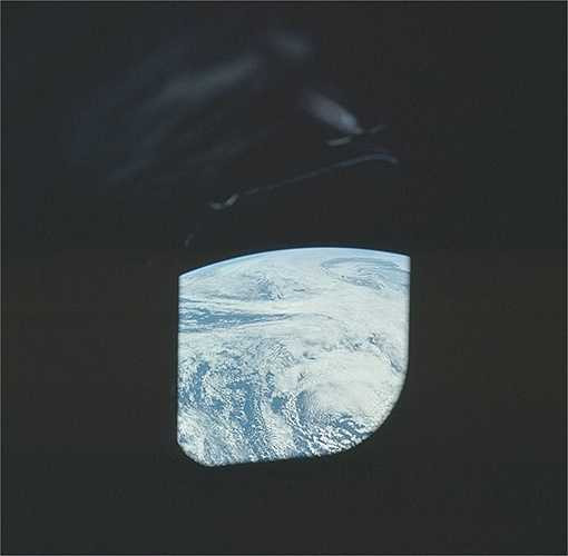 Chương trình Apollo diễn ra từ năm 1961 tới năm 1975. Mục tiêu chương trình cũng như nhiệm vụ mang tầm quốc gia mà cựu Tổng thống Mỹ John F. Kennedy đặt ra chính là đưa con người lên Mặt Trăng và đưa phi hành gia đó quay trở lại Trái Đất an toàn. (Nguồn: Sputniknews)