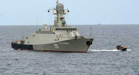 Tàu hộ tống tên lửa mới Grad Sviyazhsk của Nga trong cuộc tập trận