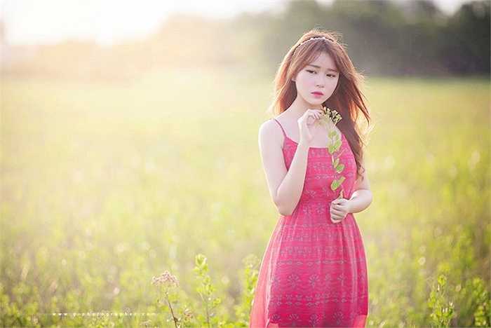 Minh Duy là cô gái rất yêu nghệ thuật. Cô bạn biết chơi đàn bầu, piano và đàn ukulele. 