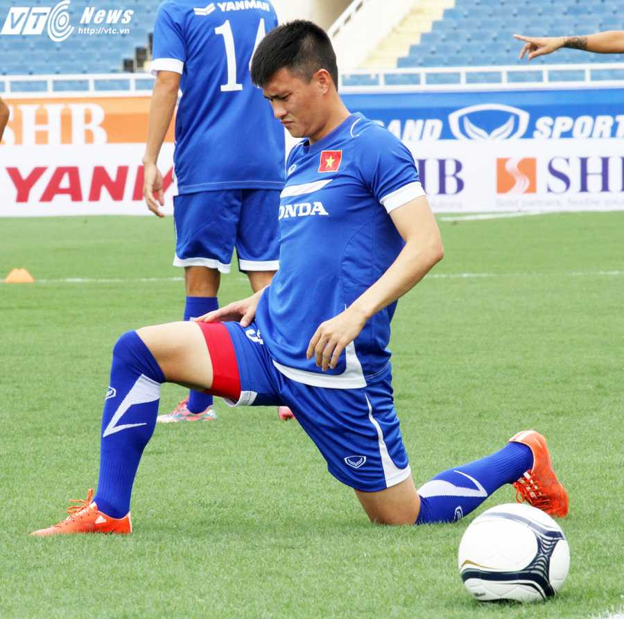 Dù đã ở tuổi 30, Công Vinh hiếm khi chấn thương dưới thời HLV Miura (Ảnh: Hoàng Tùng)