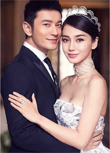 Mặc dù trong đám cưới của Huỳnh Hiểu Minh và Angela Baby diễn ra vào 8/10 vừa qua, anh đã phát biểu vẻ đẹp của Angela Baby là hoàn toàn tự nhiên. 