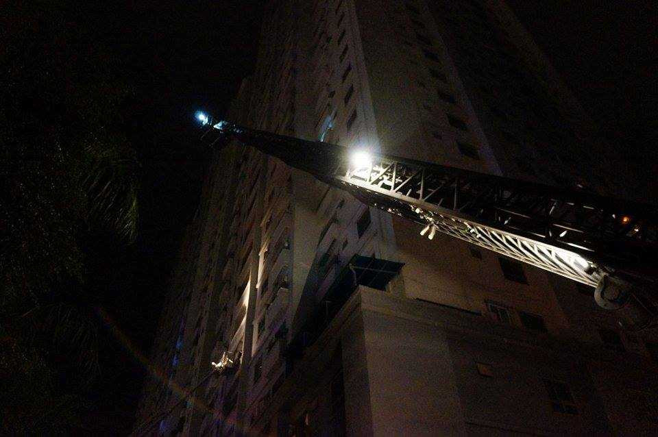 xe thang cứu người