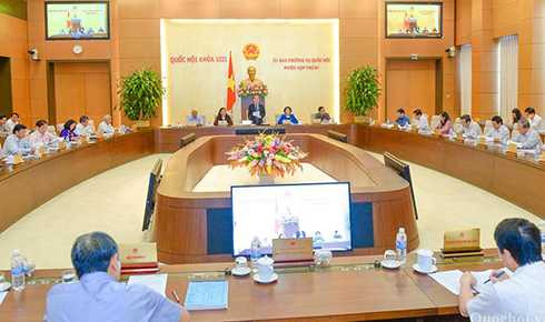 Một phiên họp của Ủy ban Thường vụ Quốc hội