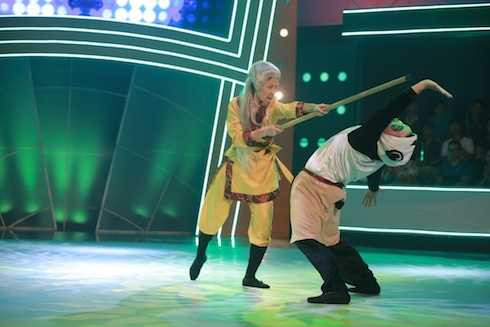 Anh Quang và Thuỳ Vân biểu diễn Unity. Cặp đôi có tổng điểm 9,7.