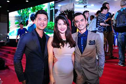 Nam diễn viên Quốc Cường và cựu người mẫu Thân Thúy Hà đến chung vui cùng Đức Hải.