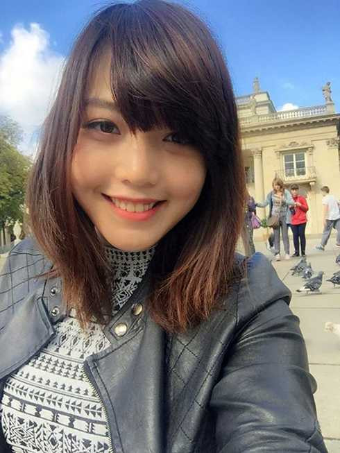 Dương Hồng Linh sinh năm 1991, hiện đang là du học sinh tại trường University of Cassino ở Italy. Cô nàng này là một người hướng ngoại, thích tham gia các hoạt động tập thể. 