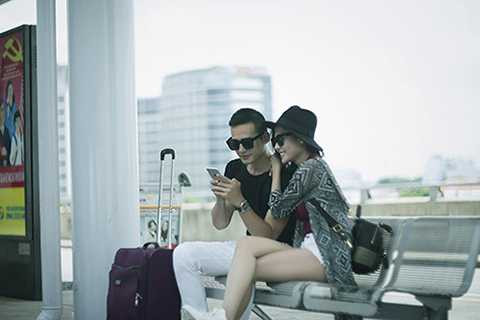 Trang phục áo dài đơn giản và rất Việt Nam sẽ là những hình ảnh chủ đạo mà cặp đôi lựa chọn cho bộ hình trên đất Mỹ.