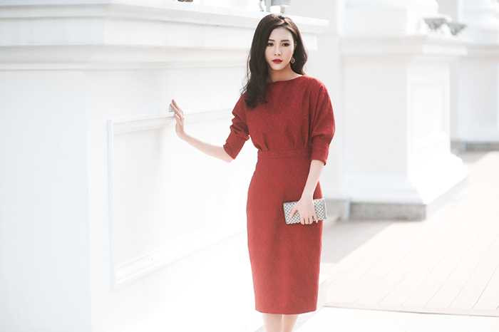 Hot girl 9X Hà thành khoe vẻ đẹp quyến rũ đầy cá tính