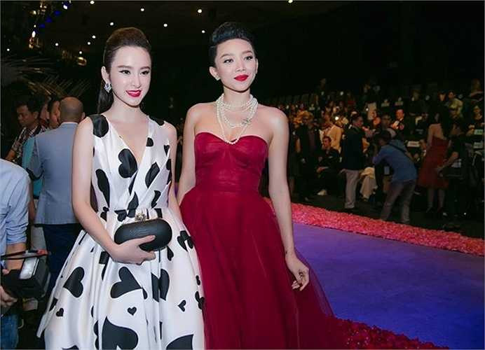 Bên cạnh những gương mặt thu hút ống kính truyền thông nhờ phong cách tinh tế như Angela Phương Trinh, Tóc Tiên, Phạm Hương, Trúc Diễm, Đặng Thu Thảo… một vài người đẹp bỗng dưng đánh mất 'phong độ' vì chọn trang phục, phụ kiện, cách trang điểm làm tóc không phù hợp, khiến hình ảnh kém rạng rỡ hẳn so với mọi khi. 