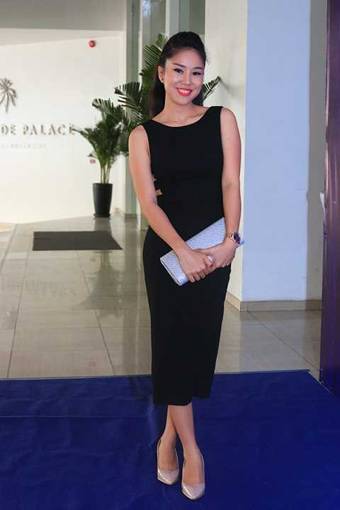 Trải qua những tổn thương khi bị Quách Ngọc Ngoan lừa dối và phản bội, nữ diễn viên “Sông phố nhà ghe” đã có nhiều thay đổi tích cực. Cô từng thẳng thắn gửi lời cảm ơn đến chồng cũ vì đã giúp cô “tỉnh cơn mê”. Có thể thấy, nếu so với lúc làm vợ của Quách Ngọc Ngoan, thì ở hiện tại, hình ảnh Lê Phương đã có sự khác biệt rất nhiều. 