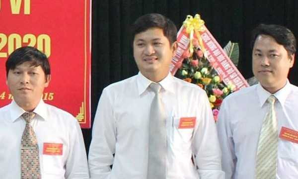 Ông Lê Phước Hoài Bảo (giữa), Ủy viên Ban Chấp hành Đảng bộ Quảng Nam