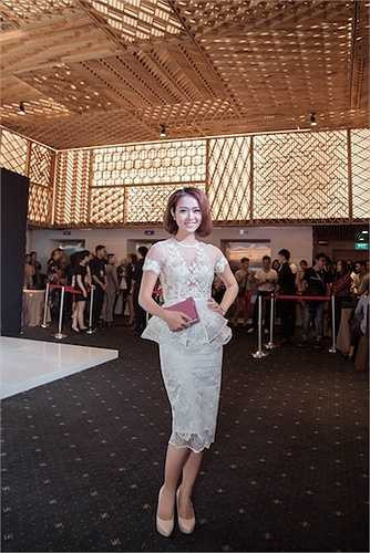 Bà mẹ một con khẳng định mình muốn được khán giả biết đến với hình ảnh một diễn viên đa dạng trên màn ảnh và có phong thái làm việc nghiêm túc.