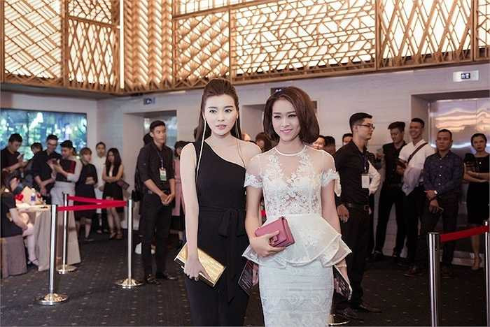 'Bà mẹ một con' khoe sắc vóc mặn mà.