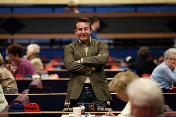 Trọng tài bingo. Game Bingo không thực sự phổ biến ở Việt Nam nhưng ở châu Âu, người ta rất thường xuyên chơi trò này và để đảm bảo cho cuộc chơi công bằng, người trọng tài tham gia được thuê và phải nghiêm túc giám sát vấn đề này