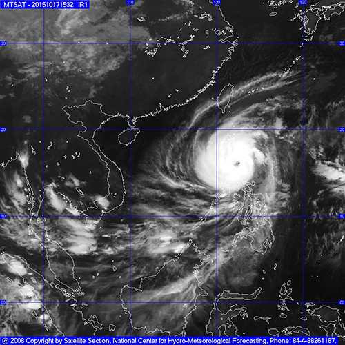 Bão Koppu giật cấp 17 đang hoành hành trên đất liền Philippin Bão Koppu giật cấp 17 đang hoành hành trên đất liền Philippin