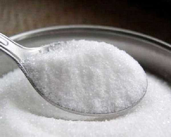 Đường. Để tránh hôi miệng, tốt hơn hết bạn nên tránh các loại thực phẩm chứa đường bởi chúng chứa vi khuẩn gây hôi miệng. Các sản phẩm nên hạn chế dùng gồm: kẹo cao su, kẹo bạc hà và các loại kẹo ngọt khác.