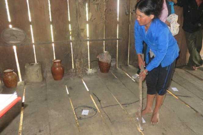 Cơ quan điều tra cho Y Dập thực nghiệm lại hành vi giết chồng