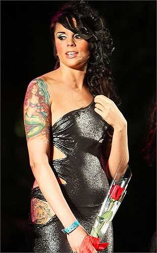 7. Hoa hậu Hình xăm: Khác với nhiều cuộc thi sắc đẹp khác không chấp nhận thí sinh xăm mình thì trong cuộc thi Hoa hậu Hình xăm (Miss Ink) thì bạn chắc chắn phải có chút 'mực' trên cơ thể mới đủ điều kiện tham gia. Cuộc thi này được tổ chức ở nhiều nơi trên thế giới như Mỹ, Đức, New Zealand, Úc.... 