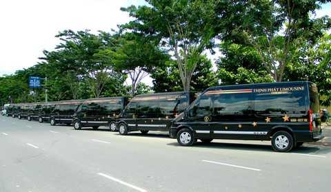 Công ty Tường Gia Thịnh Phát tiếp nhận dàn xe DCar Limousine sang trọng 