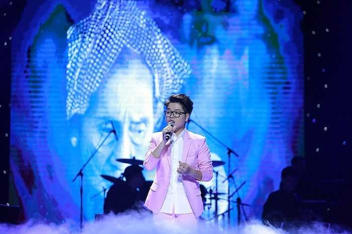 Học trò cưng Đức Phúc cũng có mặt trong đêm nhạc. 