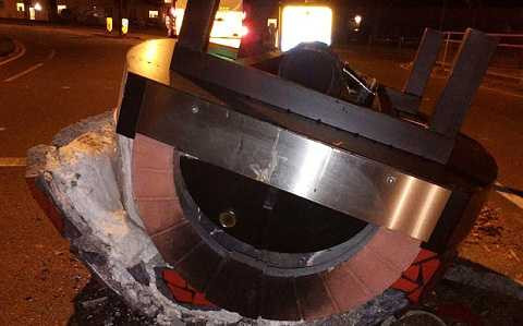 Có người cho rằng đó chỉ là lò nướng pizza Có người cho rằng đó chỉ là lò nướng pizza