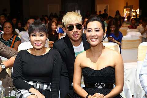 MC Nguyễn Cao Kỳ Duyên sẽ là Giám khảo chính thức của chương trình cùng với đạo diễn - NSƯT - Thạc sĩ Nghệ thuật học Đức Hải, diễn viên hài Việt Hương và Trấn Thành. 