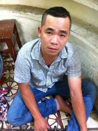 Tóm gọn kẻ giật iPhone 6 của nữ sinh giữa ban ngày