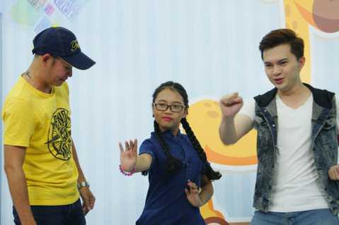 gương mặt thân quen nhí