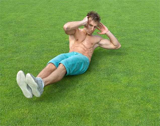 Tập thể dục: Hãy tạo thành thói quen thường xuyên tập thể dục. Tham khảo ý kiến bác sĩ để biết tình trạng thể chất của bạn và dựa trên điều này để chọn cách tập thể dục thích hợp. Đây là một trong những cách tốt nhất để làm giảm huyết áp.