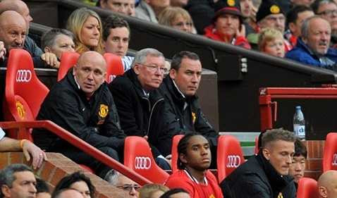 Sir Alex luôn bình tĩnh dù từng nhận những trận thua kinh hoàng trước Man City