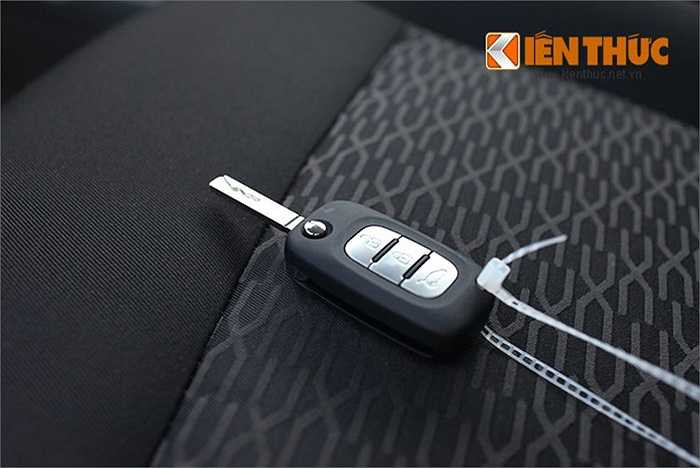 Chìa khoá điện cho xe được tích hợp đầy đủ các chức năng cơ bản.