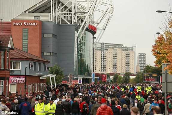 CĐV Man City đến Old Trafford