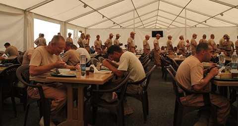 Nhà ăn của binh sĩ Nga ở căn cứ tại Syria