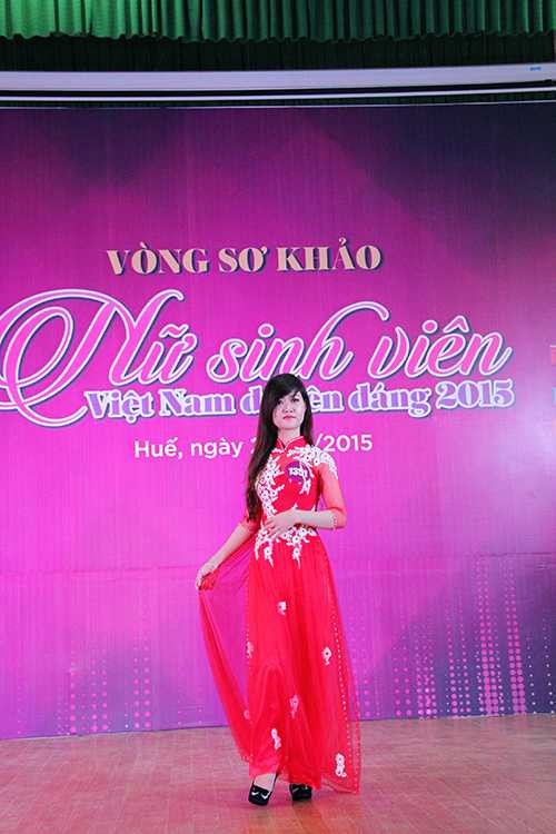 “Nữ sinh viên Việt Nam duyên dáng 2015”