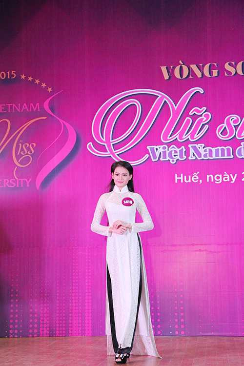 “Nữ sinh viên Việt Nam duyên dáng 2015”