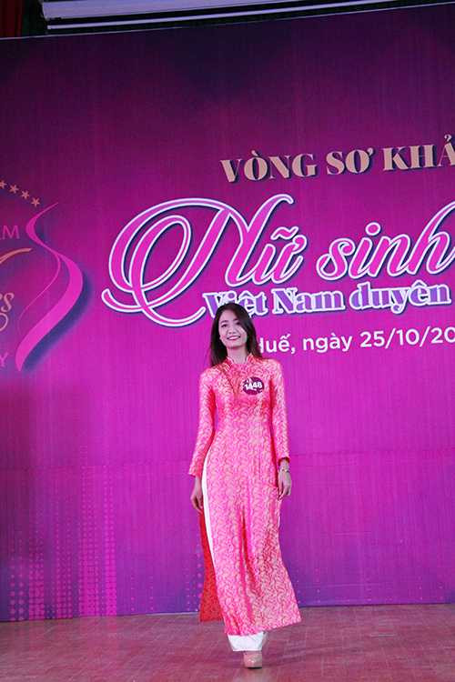 “Nữ sinh viên Việt Nam duyên dáng 2015”